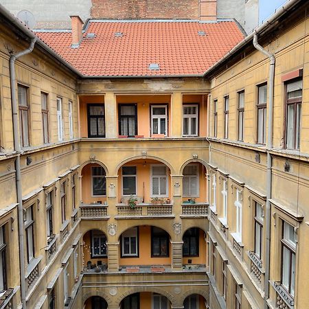 Home In The Centre Of Budapest Exterior photo